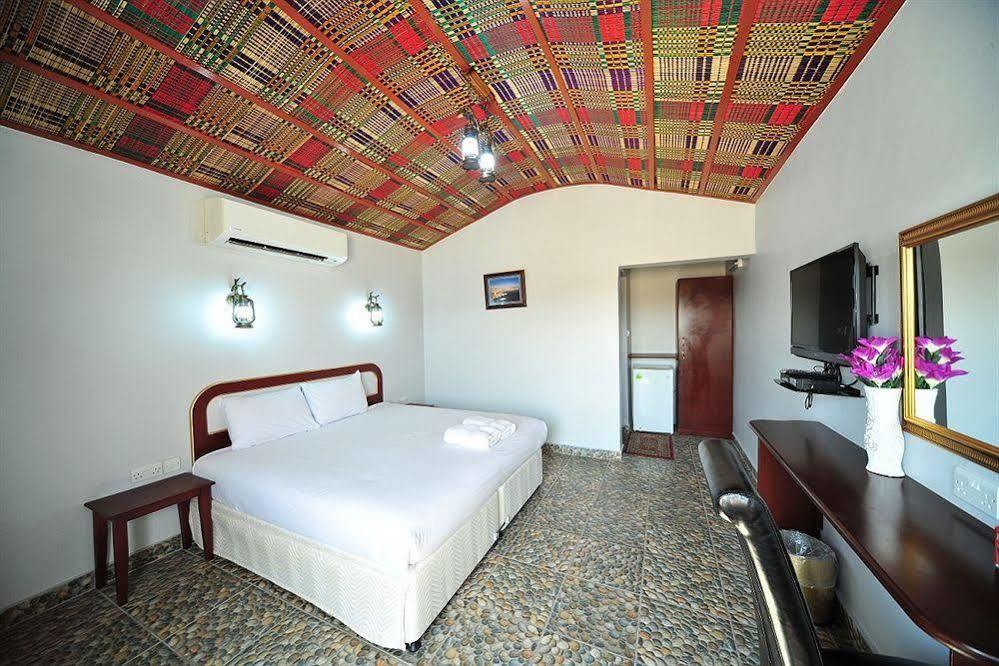 Resort Turtle 3*